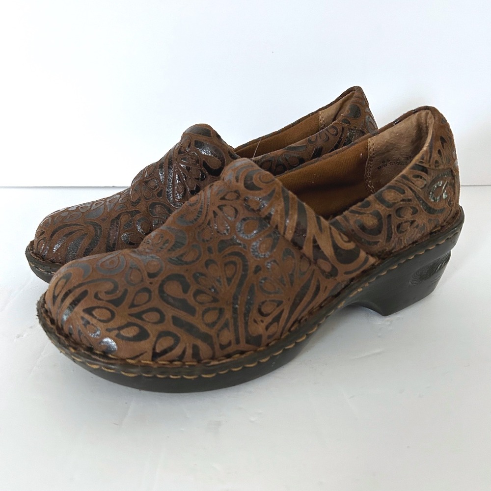 BOC Peggy Embossed Clogs Women 37 6.5 Brown Paisley Tooled Slip On Floral Mules